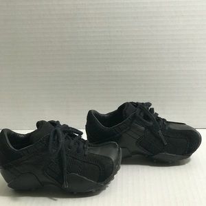 Kids Black size 6 Diesel sneaker shoes well made